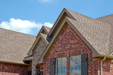 When Is the Best Time of the Year for Roof Cleaning? Thumbnail